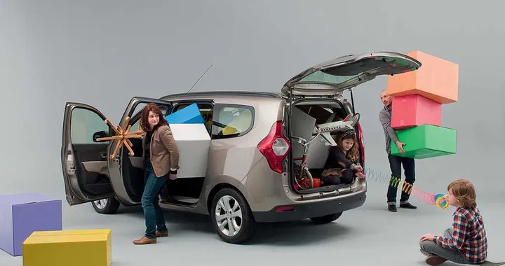 Dacia Lodgy: due video prima del debutto