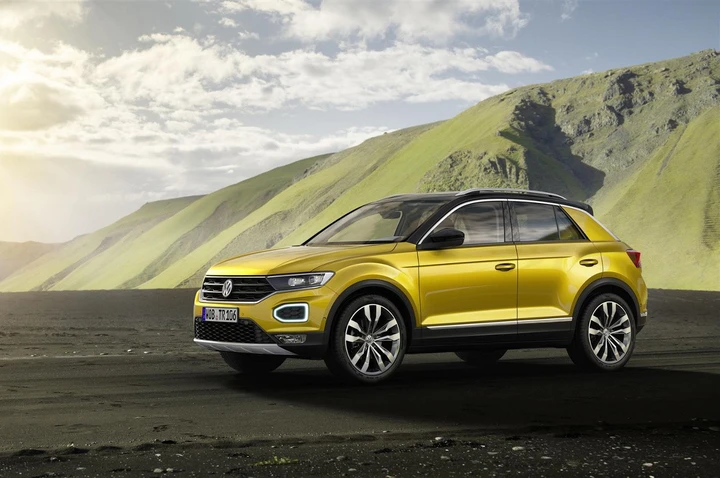 Volkswagen T-Roc: prime immagini ufficiali