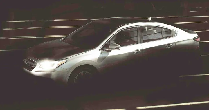 Nuova Subaru Legacy: ecco i primi teaser