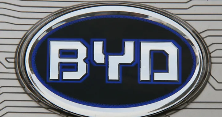 Coronavirus: BYD si trasforma da costruttore di auto a produttore di mascherine