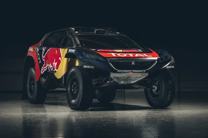 Peugeot 2008 DKR16: immagini ufficiali