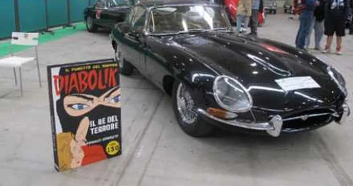 Fuoriserie 2011 celebra la Jaguar di Diabolik