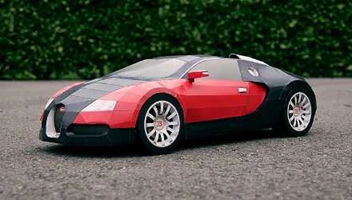 Bugatti Veyron: la supersportiva di carta