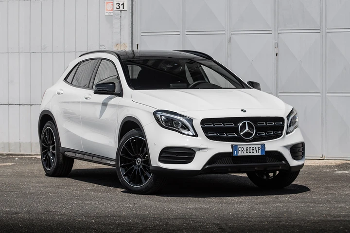Mercedes-Benz GLA 200d Automatic Night Edition: la prova su strada