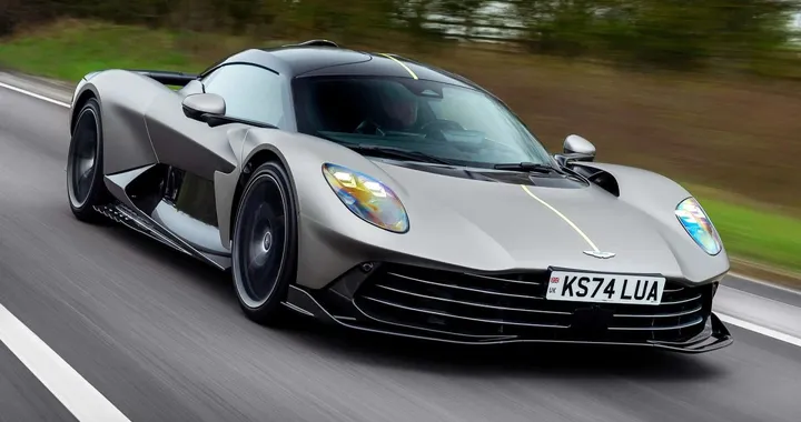 Aston Martin Valhalla: fase di test in corso, la supercar ibrida è alle porte