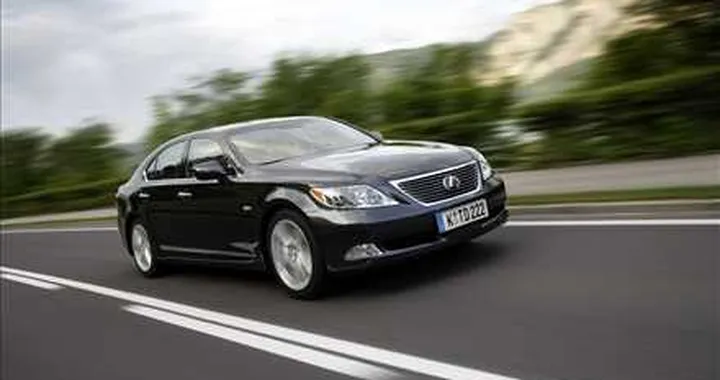 Toyota: multa pagata e 11.500 richiami Lexus