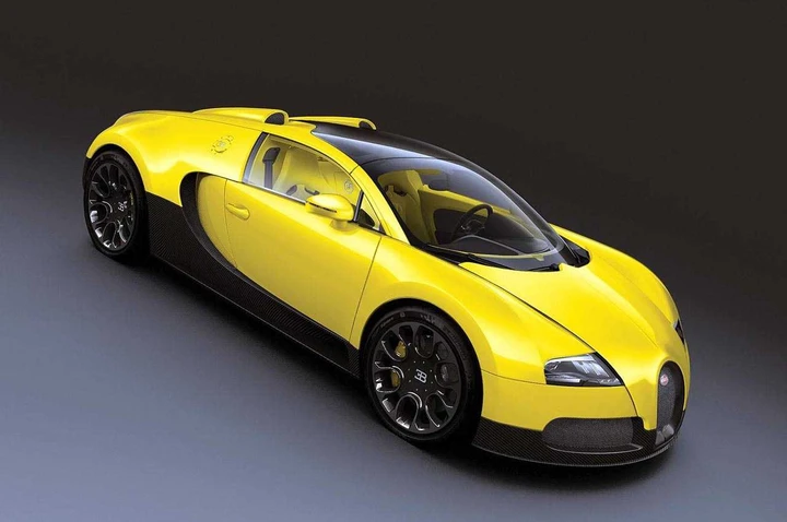 Bugatti Veyron Grand Sport al Salone di Dubai 2011