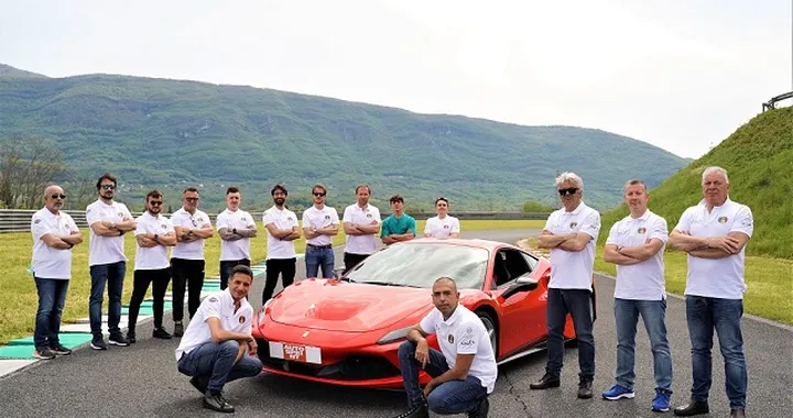 Ferrari F8: progetto di record da Roma a Capo Nord per essere più veloce di Google Maps