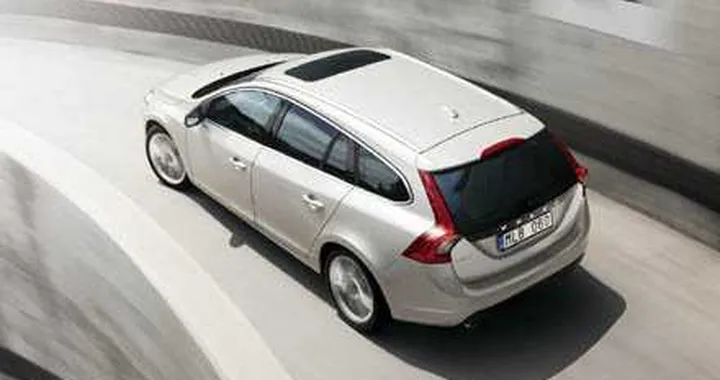 Volvo V60: la station wagon si fa sportiva