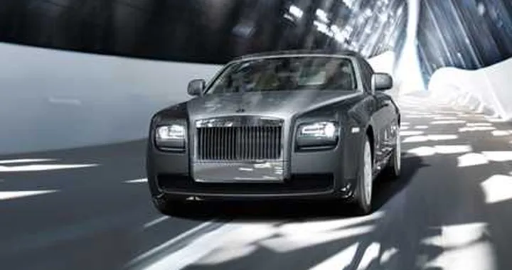 Rolls-Royce Ghost, il lusso della semplicità