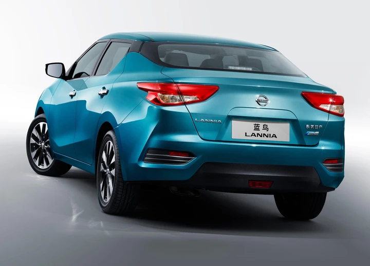 Nissan Lannia: immagini ufficiali