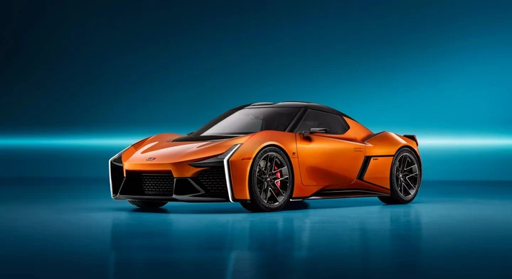 Toyota frena sulle elettriche da pista: 