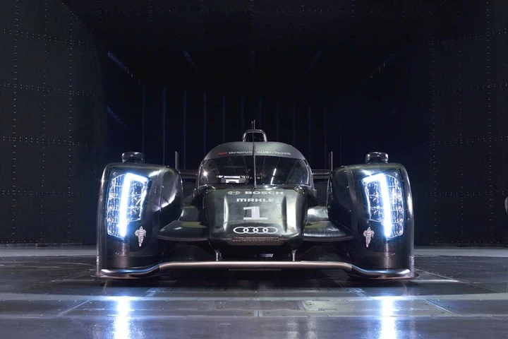 24 Ore di Le Mans: la prima fila dice Audi