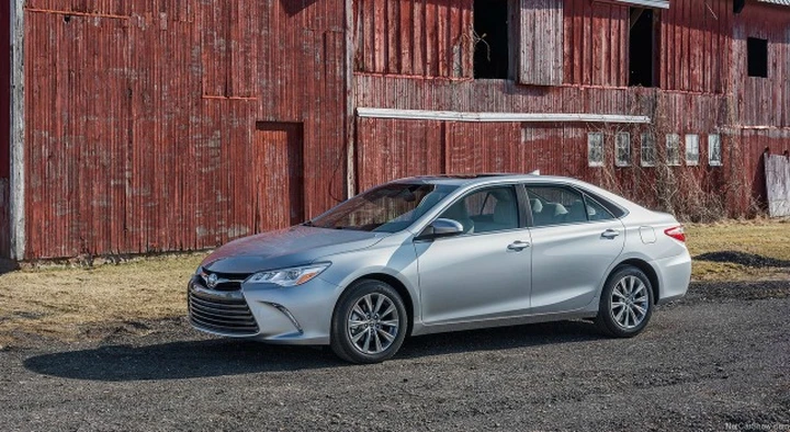 Nuova Toyota Camry 2014