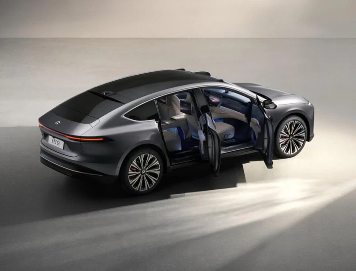 NIO ET9