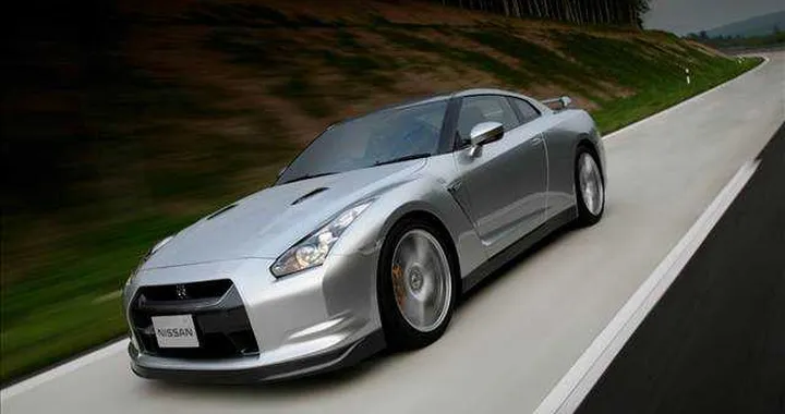 Nissan GT-R: in futuro sarà ibrida