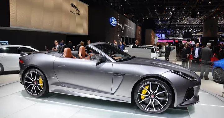 Jaguar F-Type SVR: l'anteprima al Salone di Ginevra