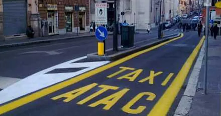 Roma: sì alle moto sulle corsie preferenziali