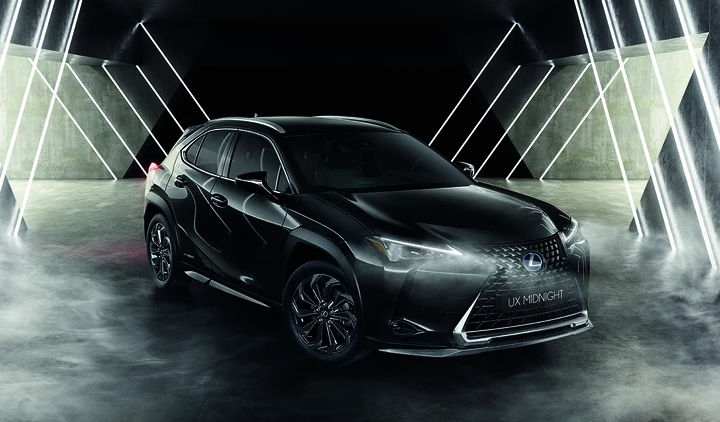 Lexus UX Hybrid, al debutto la serie speciale Midnight Edition