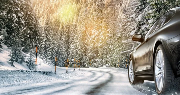 10 controlli prima di un viaggio in auto in inverno