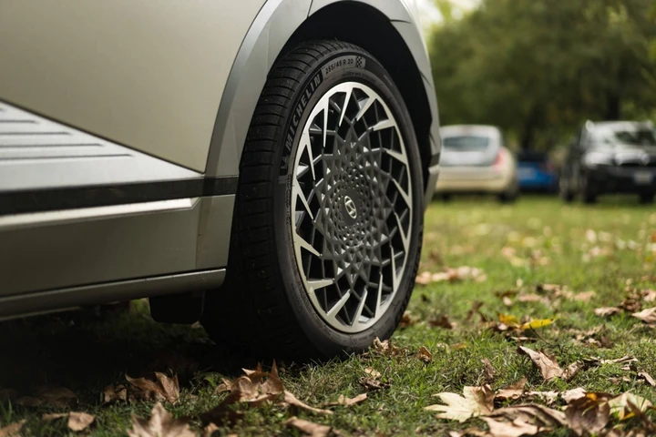 Pneumatici per auto elettriche
