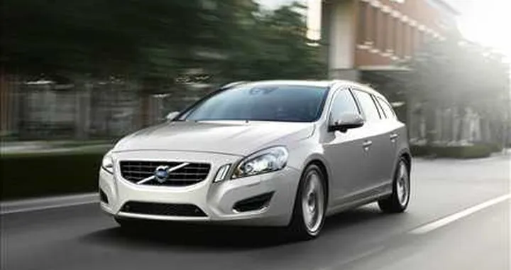 Volvo: al Salone di Ginevra la V60 ibrida plug-in