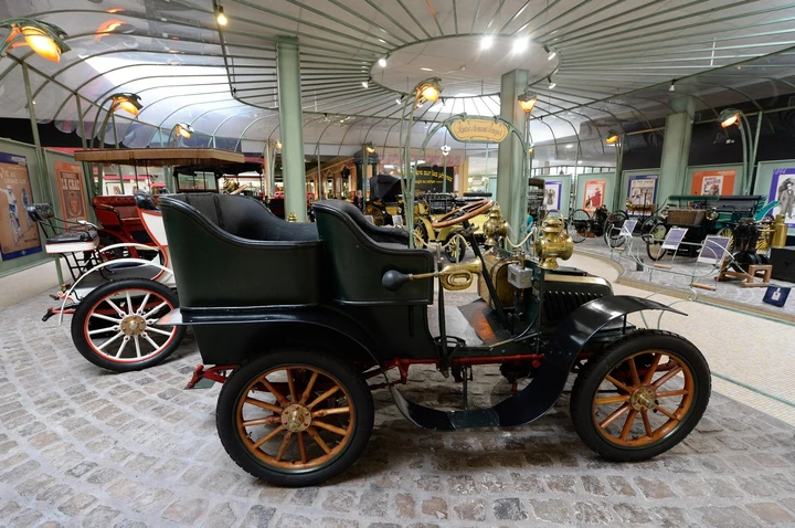 Il museo de “L’aventure Peugeot” festeggia 30 anni
