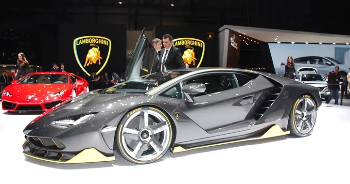 Lamborghini Centenario al Salone di Ginevra 2016
