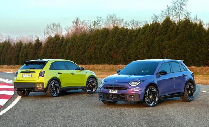 Abarth 600e: Scorpionissima e Turismo, B-SUV elettrici ad alte prestazioni