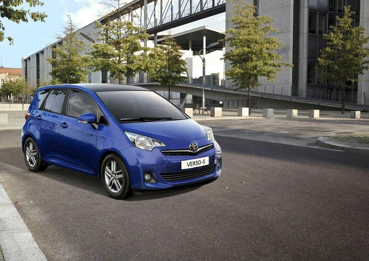 Nuova Toyota Verso-S