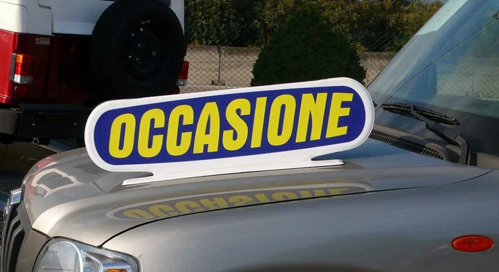 Mercato auto 2023: l'usato va di moda secondo ACI