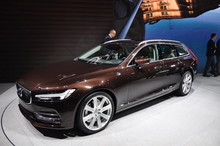 Volvo V90 al Salone di Ginevra 2016