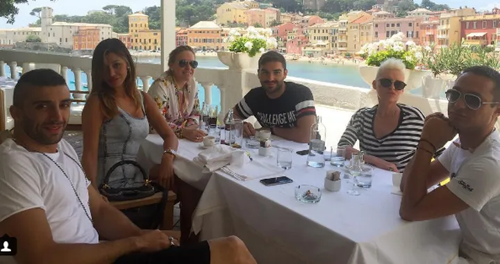 Andrea Iannone flirta con Belen Rodriguez?