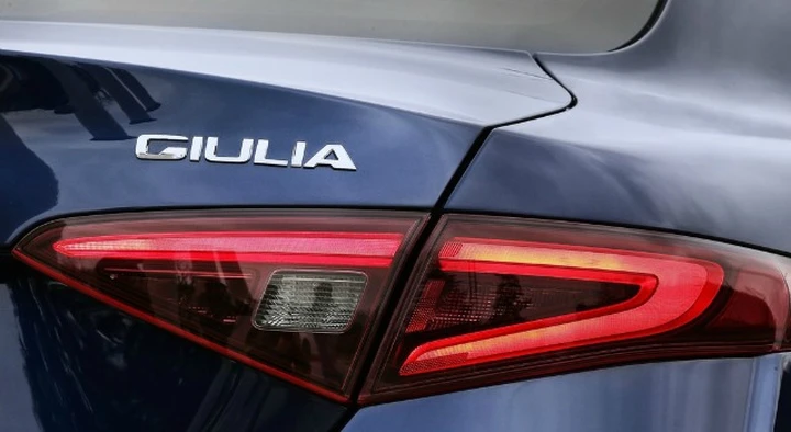 Alfa Romeo Giulia Sportwagon: cancellata la produzione