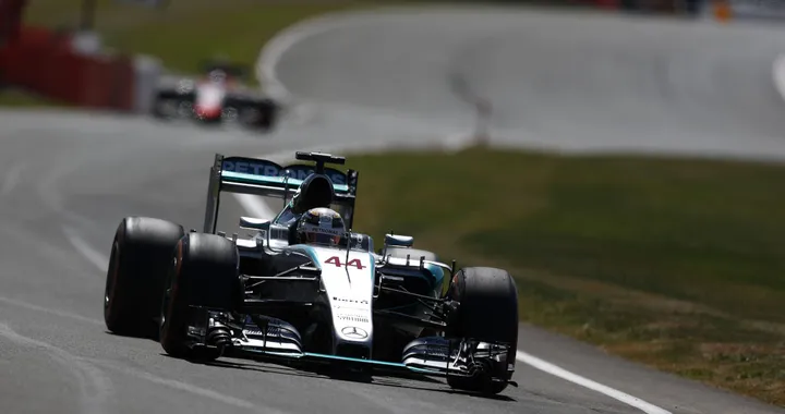 F1, a Silverstone 2015 vince Hamilton