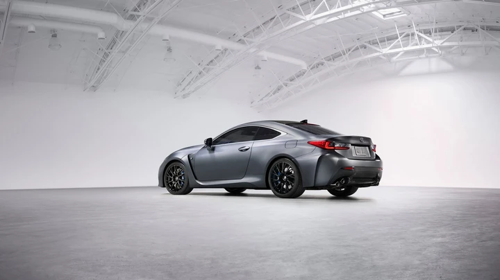Lexus GS F e RC F: due versioni speciali per i 10 anni dei modelli sportivi “F”