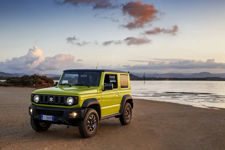 Suzuki Jimny: debutta in Italia la nuova generazione