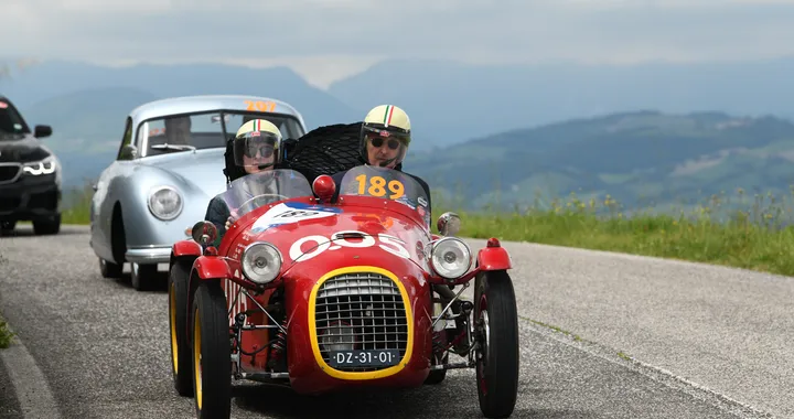 Mille Miglia: la Freccia Rossa punta verso Brescia