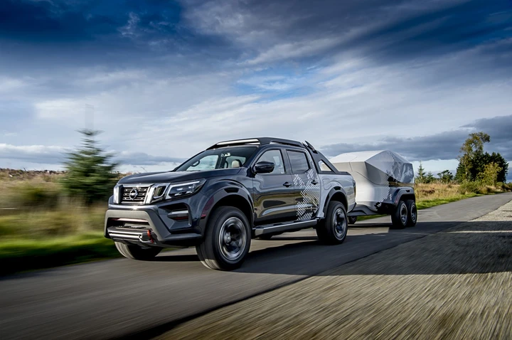 Nissan Navara Dark Sky Concept 2018: immagini ufficiali