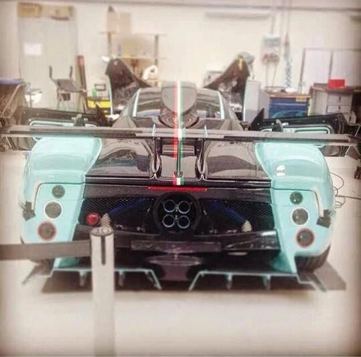 Pagani Zonda X