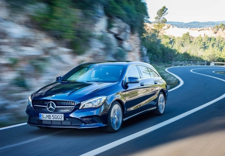 Mercedes CLA 2016: le immagini ufficiali del restyling