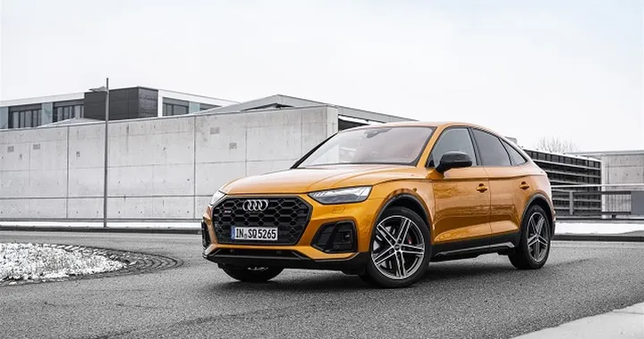 Audi SQ5 Sportback TDI: dotazioni e prezzi