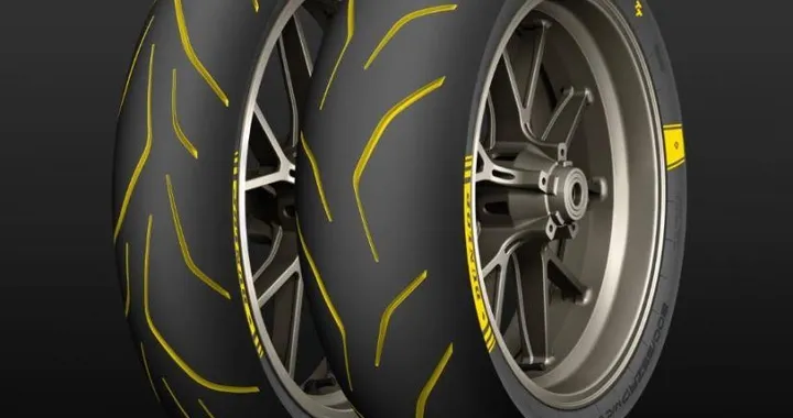 Dunlop SportSmartTT: per la pista e la strada