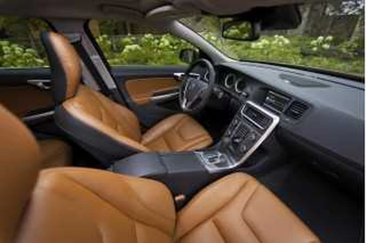 Volvo richiama 7.420 auto per problemi ai sedili