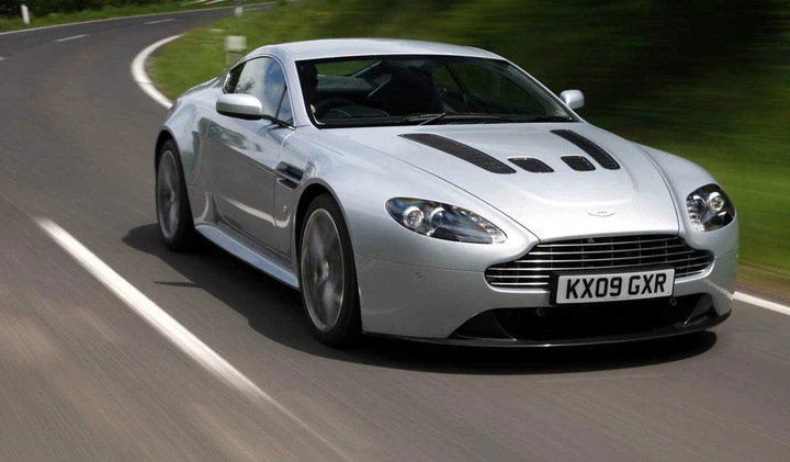 Aston Martin V12 Vantage Model Year 2010