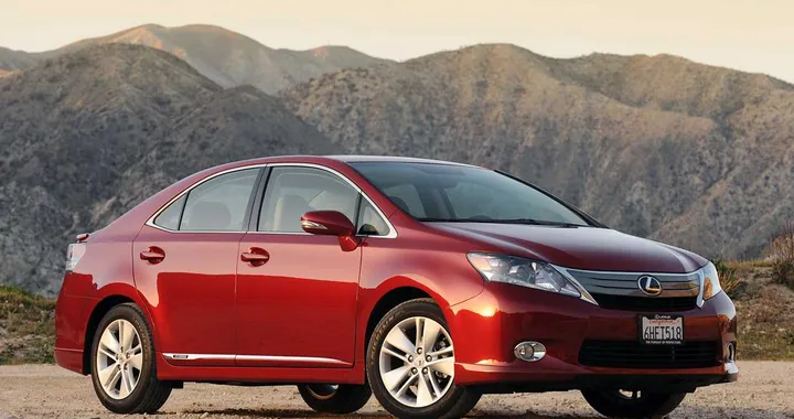 Lexus HS 250h: fuori produzione negli Usa