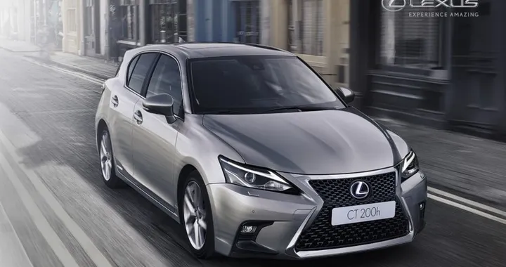 Lexus CT Hybrid MY 2018, prezzi da 31.900 euro