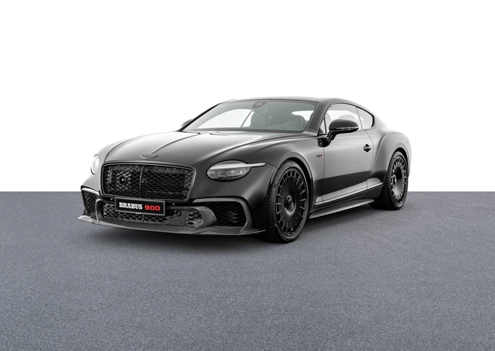 Brabus 900 Superblack: 900 CV ibridi su base Bentley