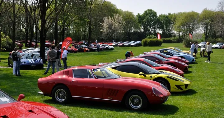 Cars and Coffee Brescia 2016: un evento da record