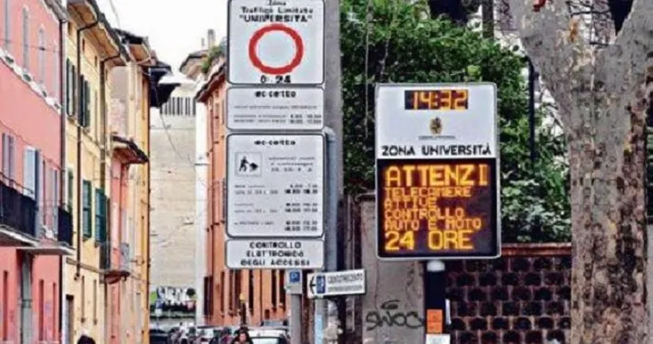 Manovra 2019: auto elettriche anche nelle Ztl ed aree pedonali?